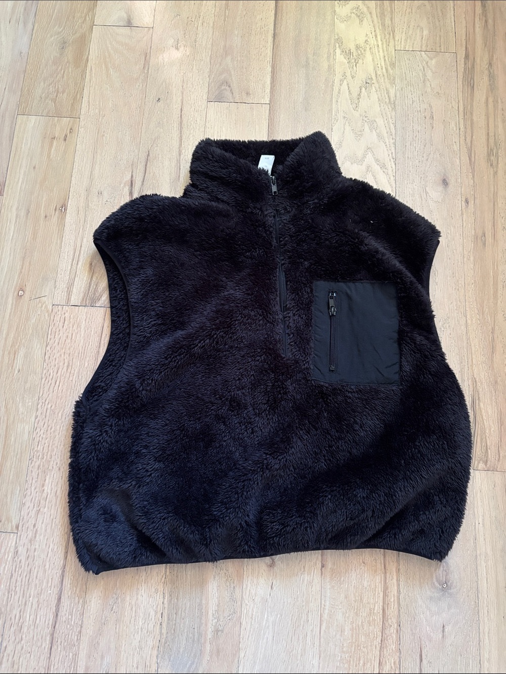 H&M Black Sherpa Zip-Up Vest